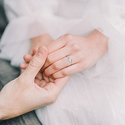 YL Verlobungsring Herz 925 Sterling Silber April Geburtsstein Weiß Zirkonia Kreuz Unendlichkeit Solitaire Ehering Ring für Braut Damen(Größe 58）