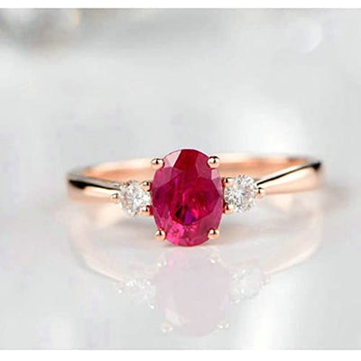 18 Karat (750) Rotgold Ringe, Trauringe Eingelegter 1,11 ct Rubin Und 0,15 ct Diamant Oval Rot Rubin Diamant Ring Größe 45 (14.3)