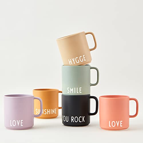 Design Letters Lieblingsbecher Schwarz YOU ROCK | Geschenke für Lieblingsmensch | Kaffeetasse mit Henkel aus Porzellan