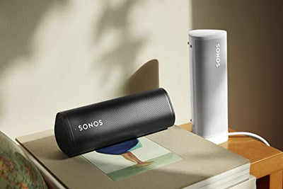 Sonos ROAM SL WiFi und Bluetooth Lautsprecher – Kompakter Lautsprecher für den Innen- und Außenbereich – Kompatibel mit AirPlay2 – Bis zu 10 Stunden Akkulaufzeit – In Weiß