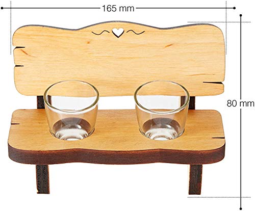 Casa Vivente Schnapsbank mit Zwei Schnapsgläsern und Gravur – Trainerbank – Personalisiert mit Namen – Schnapsbankerl aus Erlenholz – Geschenkidee für Männer und Fußballfans – Geburtstagsgeschenke