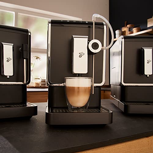 Tchibo Kaffeevollautomat Esperto Pro mit One Touch Funktion für Caffè Crema, Espresso, Cappuccino und Milchschaum, Anthrazit