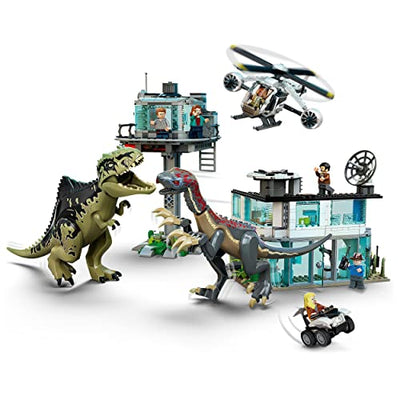 LEGO 76949 Jurassic World Giganotosaurus & Therizinosaurus Angriff, Dinosaurier Spielzeug mit Hubschrauber, Auto und 2 Dino Figuren, Geschenk zu Weihnachten