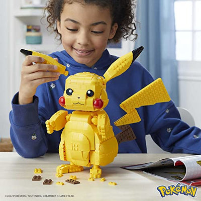 MEGA Construx FVK81 - Pokemon Jumbo Pikachu 30 cm Bauset mit 825 Bausteinen, Spielzeug ab 8 Jahren