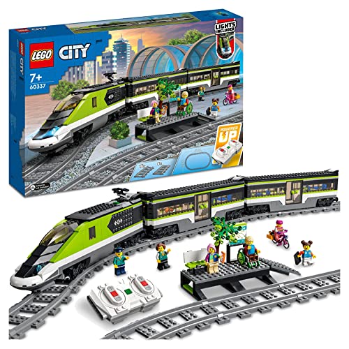 LEGO 60337 City Personen-Schnellzug, Set mit ferngesteuertem Zug mit Scheinwerfern, 2 Wagen und 24 Schienen-Elementen, Eisenbahn-Spielzeug, Geschenk zu Weihnachten für Mädchen und Jungen