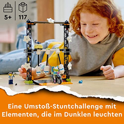 LEGO 60341 City Stuntz Umstoß-Challenge Set, inkl. Motorrad und Stunt Racer Minifigur, Action-Spielzeug, Geschenk Set für Kinder ab 5 Jahren