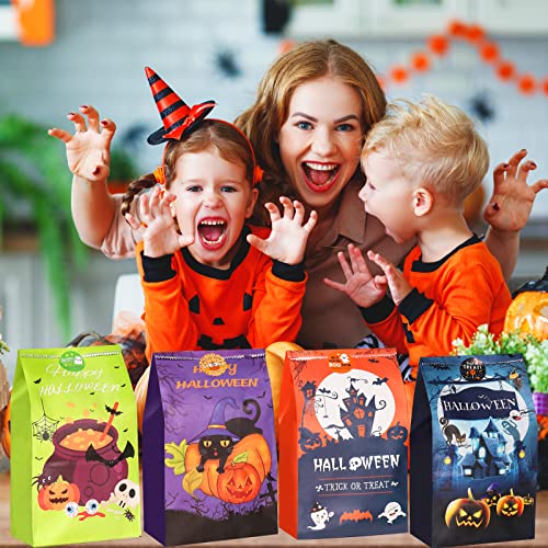 Halloween Süßigkeit Taschen Behandelt Taschen, AUERVO 20 Stück Kinder Halloween Candy Papiertüten für Süßes oder Saures mit 24 Stück Halloween Aufkleber, Partytüten Papier Geschenktüten Goodie Taschen