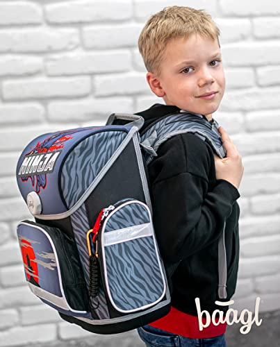 Baagl Schulranzen Jungen Set 5 Teilig, Ergo Schultasche ab 1. Klasse, Ergonomische Grundschule Ranzen mit Brustgurt (Ninja)