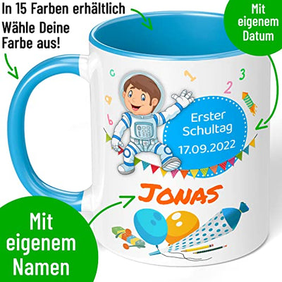 Geschenk zur Einschulung für Mädchen und Jungen: personalisierte Tasse "Erster Schultag" mit Name und Datum (Astronaut, Hellblau)