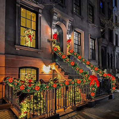 Weihnachtsgirlande Dekoration, Weihnachtsdeko 30 LEDs Girlande Weihnachten IP44 Künstlich Tannengirlande mit Red Blumen, 30 Glänzend Kugeln - für Haus Treppen Kamin Haustür Weihnachtsdeko-2.7M