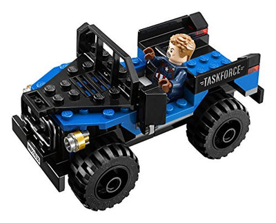 LEGO Super Heroes Black Panther Pursuit 76047 by LEGO