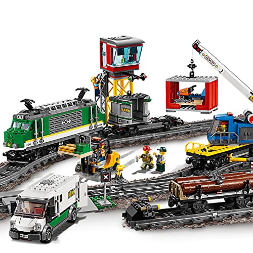 LEGO 60198 City Güterzug, Set mit batteriebetriebenem Motor, Bluetooth-Fernbedienung, 3 Wagen, Gleise und Zubehör