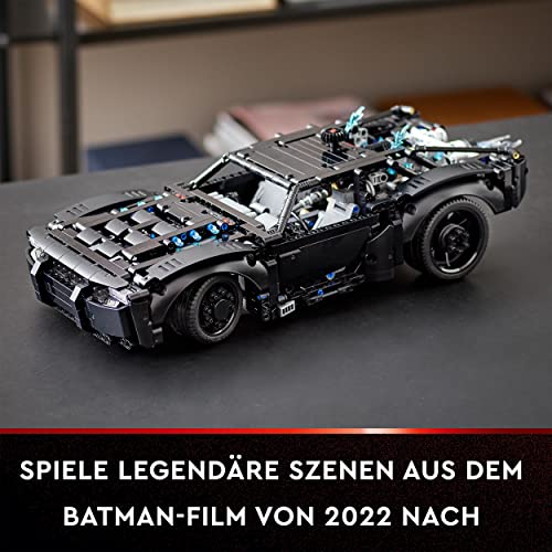 LEGO 42127 Technic BATMANS BATMOBIL Spielzeugauto, Modellauto-Bausatz aus dem Batman-Film von 2022 mit Leuchtsteinen, Geschenk zu Weihnachten für Kinder