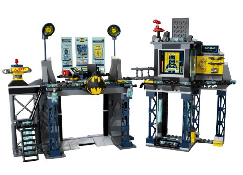 LEGO Super Heroes The Batcave 6860 by LEGO Superheroes