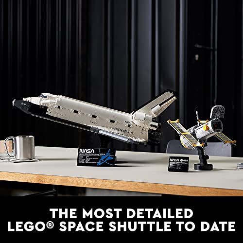 LEGO Creator Expert NASA Space Shuttle Discovery (10283) & 92176 Ideas NASA Apollo Saturn V Weltraumrakete und Fahrzeuge, Raumschiff Bauset für Sammler, mit Displayständer