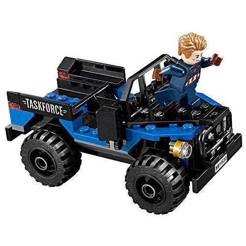 LEGO Super Heroes Black Panther Pursuit 76047 by LEGO