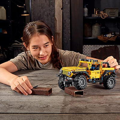 LEGO 42122 Technic Jeep Wrangler, 4x4-Spielzeugauto, Modellbausatz, Offroad-Geländewagen, Geschenkideen für Männer und Frauen, Kreatives Spielzeug