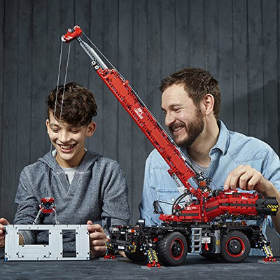 Lego Technic 42082 - Geländegängiger Kranwagen (4057 Teile)